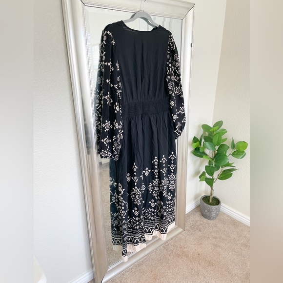 Knox Rose Dress - Picture 8 of 11